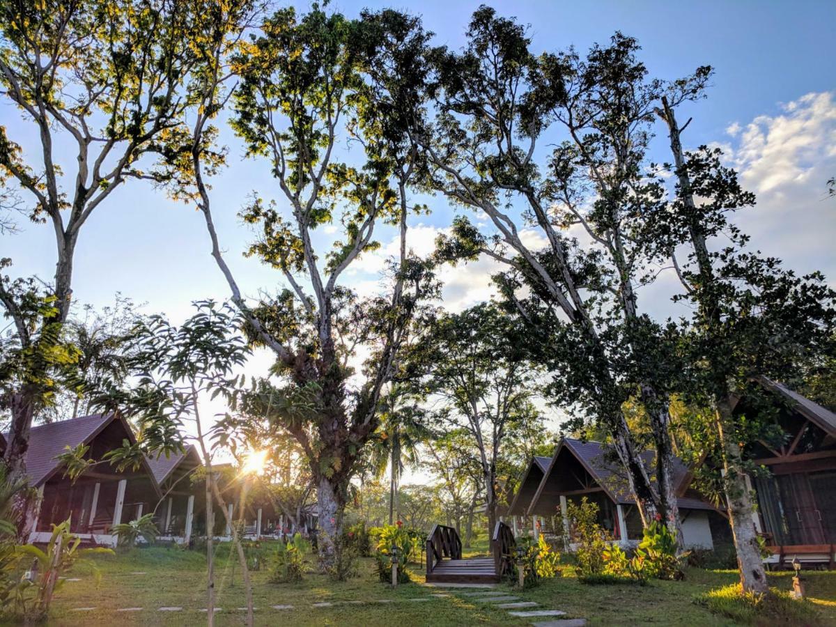 Phayamas Private Beach Resort And Island Brew - Adults Only Koh Phayam Bagian luar foto